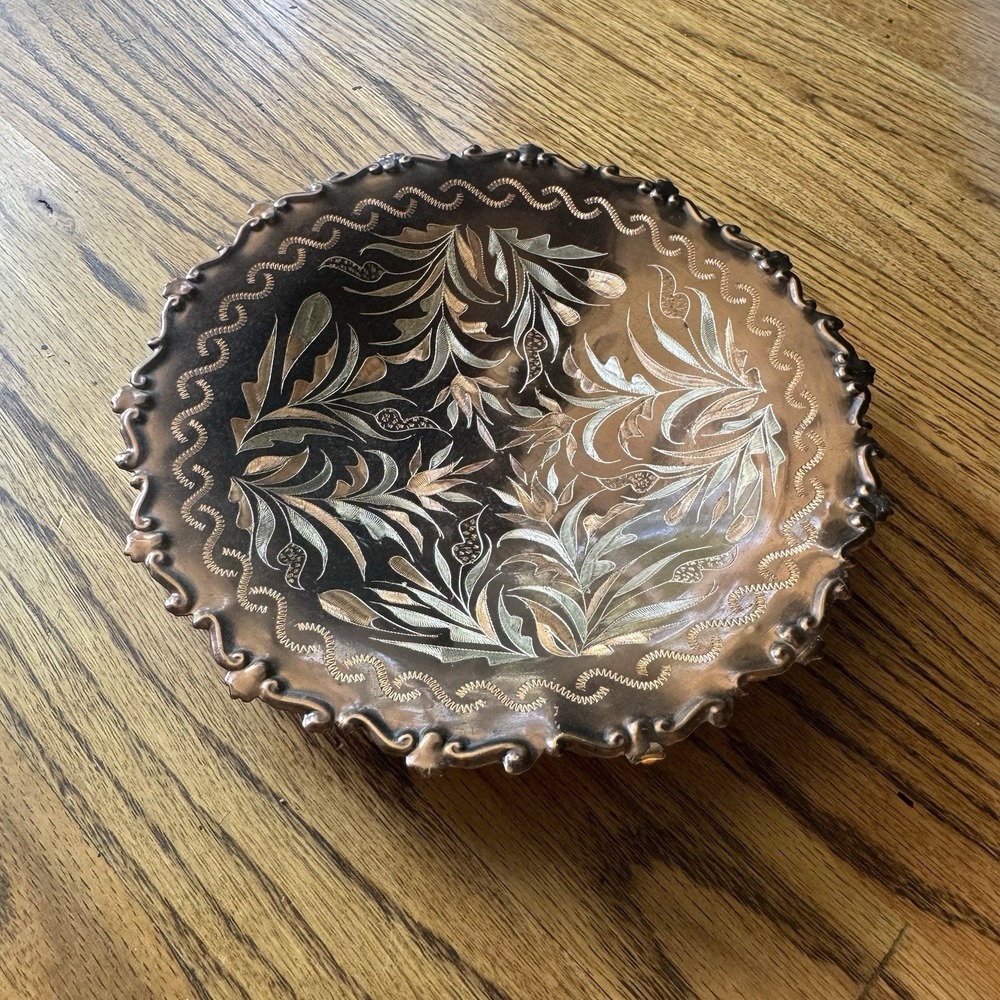 Vintage Copper Footed Bowl | Hand-Etched Boho Floral Dish | Artist Signed - Picture 11 of 13